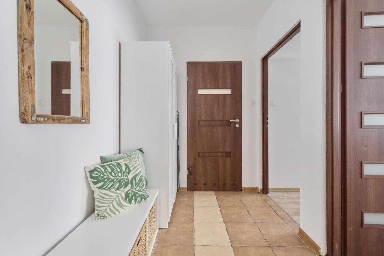 Family Kamienna With Balcony 1,5 Km To Wroclavia By Renters Апартаменти